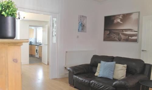 Bamber Bridge House | Your lovely 3-bed home-from-home in Bamber Bridge