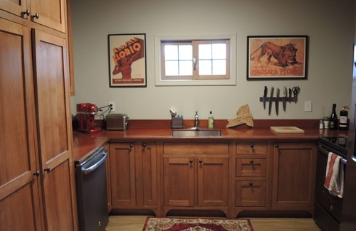 Hammondsport Resort | YOUR LUXURY GETAWAY! Elegant residential suite + dock + covered veranda
