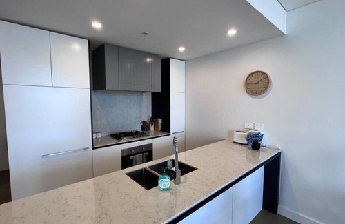Wentworth Point Apartment | Your Luxury Weekend Getaway 1B waterview Apt in Wentworth Point