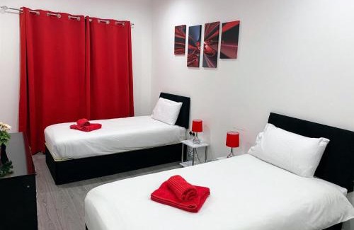 Beddington South Apartment | Your Modern Stay - 2bedroom comfort