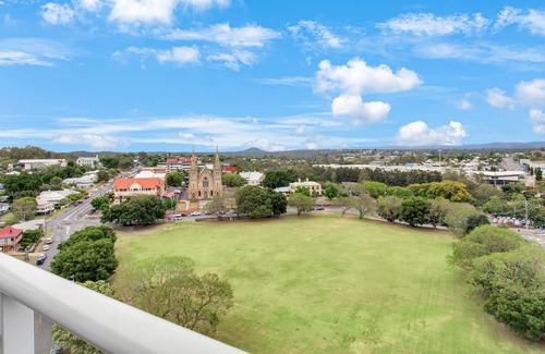 Woodend Apartment | Your next solo or couples getaway awaits you in this welcoming apartment.