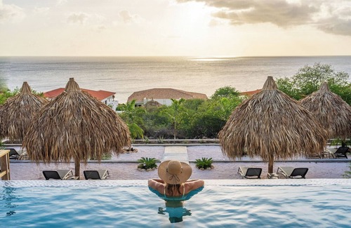 Bisento Villa | Your own private beach resort: HIGH-END VILLA CASA CAS ABAO