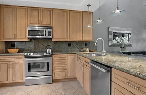 Palm Desert Condo | Your Palm Desert Vacation Getaway at the Palm Valley Country Club is calling!