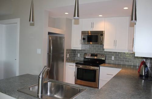 West Sechelt House | Your Peaceful Retreat On The Ocean.