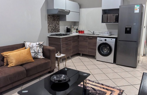 Elarduspark Apartment | Your Perfect Escape with Breathtaking Lake Views.nFind it, You will love it!