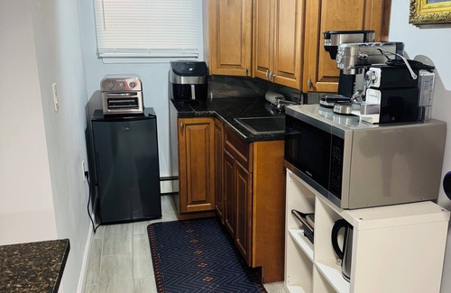Amityville Apartment | Your Perfect Getaway Between Farmingdale & Amityville