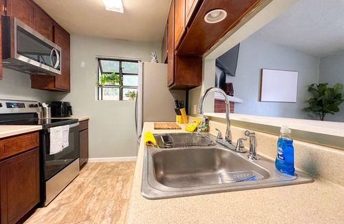 Tallahassee House | Your Perfect Home Away From Home