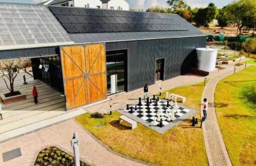 Greater Johannesburg Metropolitan Area Apartment | Your Perfect home-away-from -home Retreat