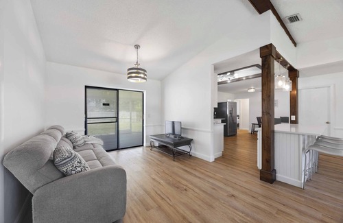 Port Charlotte House | Your Perfect Port Charlotte Retreat