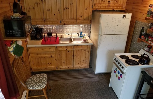 Athelstane Cabin | Your Perfect Up North Perch On the Peshtigo River Awaits.