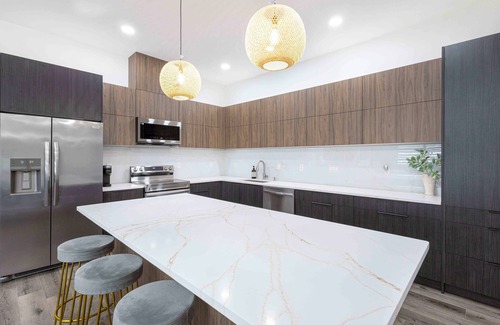 Port Charlotte Condo | Your Perfect Vacation Getaway . Brand-New Sleek and Stylish Modern Home,