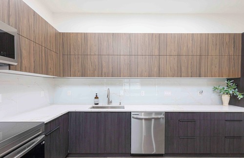 Port Charlotte Condo | Your Perfect Vacation Getaway . Brand-New Sleek and Stylish Modern Home,