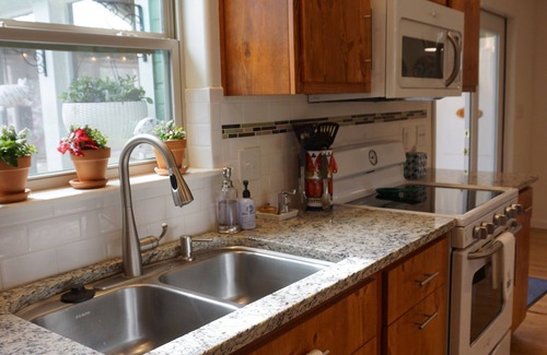 Fredericksburg House | Your perfectly charming get-away in the center of the Texas Wine Country!