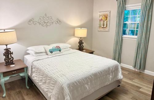 Hickory House | Your Private Country Base Relax & Reboot- Country Bumpkin