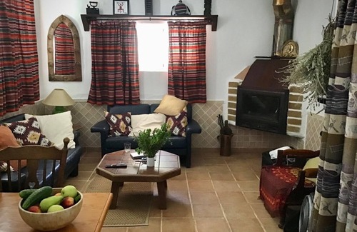 Loja Cabin | Your Private Paradise in the Adalucian Hills