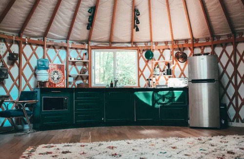Nevada City Cabin | Your private Yurt in the woods -2 miles to town!