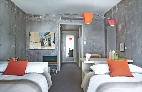Wilshire Center Hotel | Your Relaxing Getaway Awaits! 2 City View Units, Pet-friendly, Outdoor Pool