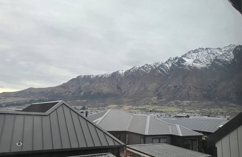 Kawarau Falls House | Your Remarkables Lookout | Queeenstown