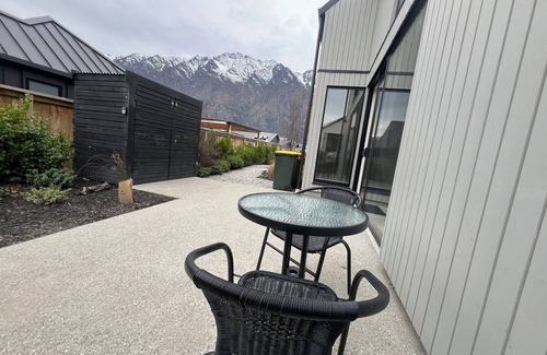 Kawarau Falls House | Your Remarkables Lookout | Queeenstown