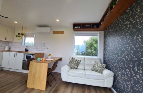 Bay of Plenty Region Cabin | Your ReTreat with stunning ocean views