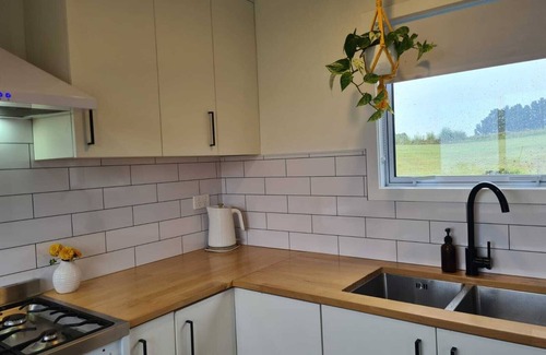 Bay of Plenty Region Cabin | Your ReTreat with stunning ocean views