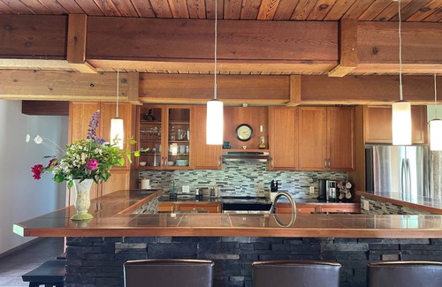 Sayward House | Your Riverfront Sanctuary: Unplug in the Sayward Valley