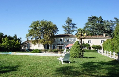 Vielmur-sur-Agout House | Your room at Lauze