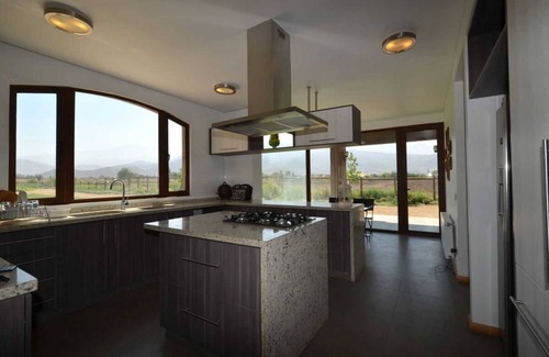 Colina House | Your sanctuary half hour from central Santiago