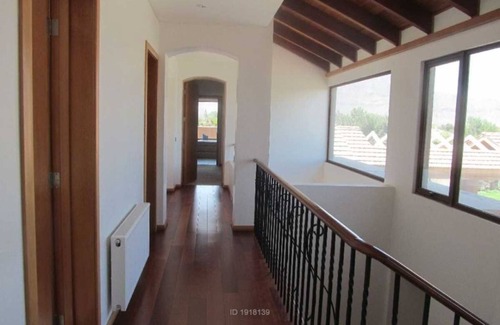 Colina House | Your sanctuary half hour from central Santiago
