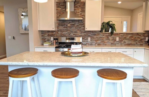 Lake Murray House | Your SD Home Away from Home | Big Family Retreat