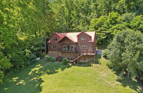 Cosby Cabin | Your Secluded Mountain Paradise with a Private Indoor Pool!