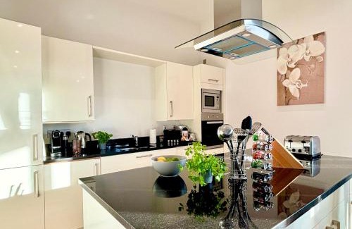 Cambridge Apartment | Your Space Apartments - The Hamilton's