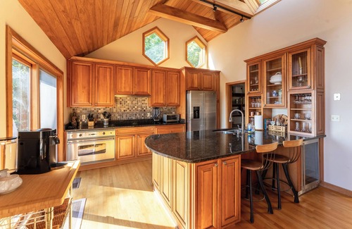 Chestnut Springs Cabin | Your Spring Retreat! The View at Crawfords Edge - Trails+Tastings+Peace