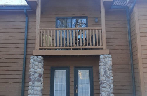 Oglesby Villa | Your Starved Rock Gateway Awaits!