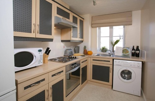 Bradley Stoke Apartment | Your Stay Bristol Orchard Gate