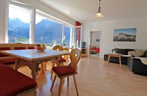 Mittelberg Apartment | Your summer cable car ticket is included!