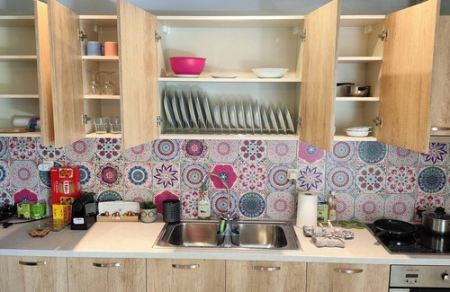 Malia House | Your Summer Home with Courtyard – Relaxation for 4 Guests