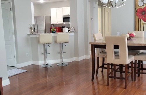 South Pointe of Tampa House | Your Sunset Getaway