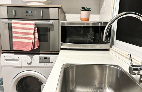 Kings Cross Apartment | Your Urban Oasis at an Unbeatable Price - 5mins to city, Harbour bridge