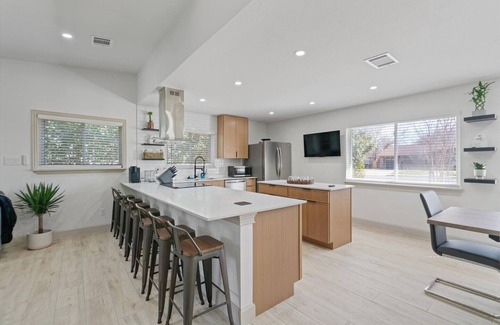 Round Rock House | Your Urban Oasis, Your Urban Oasis