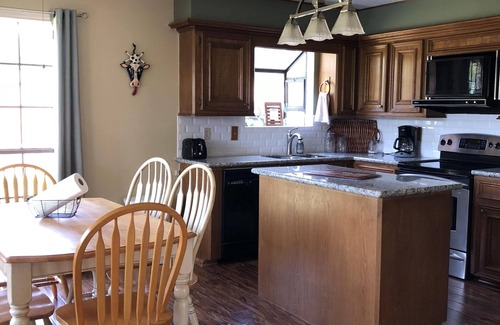 French Quarter House | Your vacation home on the lake with its own private covered dock!