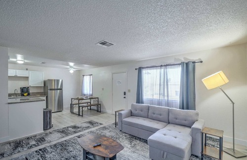 North Las Vegas House | Your Vegas Home From Home! Sleeps 6!