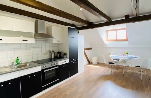 Innenstadt Apartment | Yourfavoritebed 80m2 Designwohnung im Zentrum 2