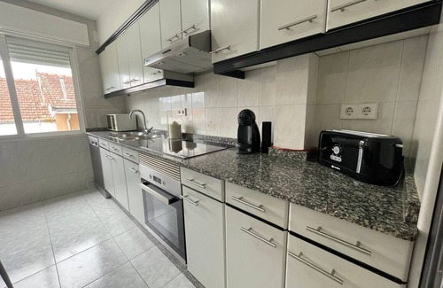 Ourense Apartment | YourHouse Maca I