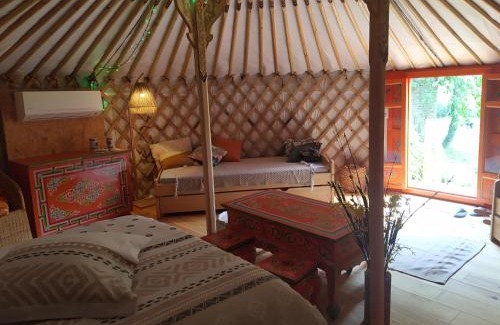 Corvol d'Embernard Other | Yourte Bourgogne