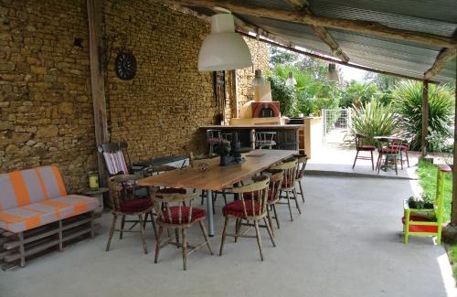 Bazoges-en-Pareds Cabin | yourtes du bocage