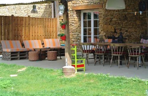 Bazoges-en-Pareds Cabin | yourtes du bocage