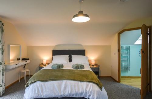Oswestry House | Yr Hen Feudy At Pentre Farm