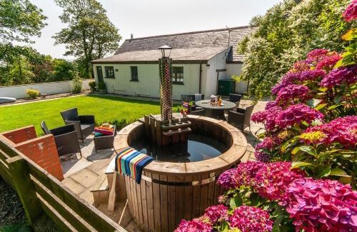Clarbeston Road House | Yr Hen Glowty