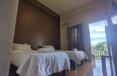 Legazpi House | Ys Rezidenzia Suites